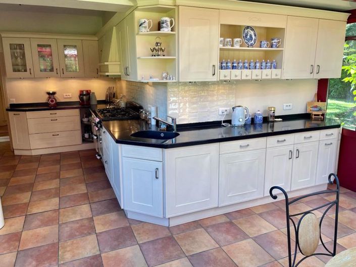 Image No.9-3 Bed Country House for sale