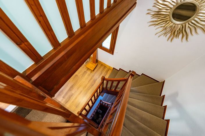 Image No.15-7 Bed Chalet for sale