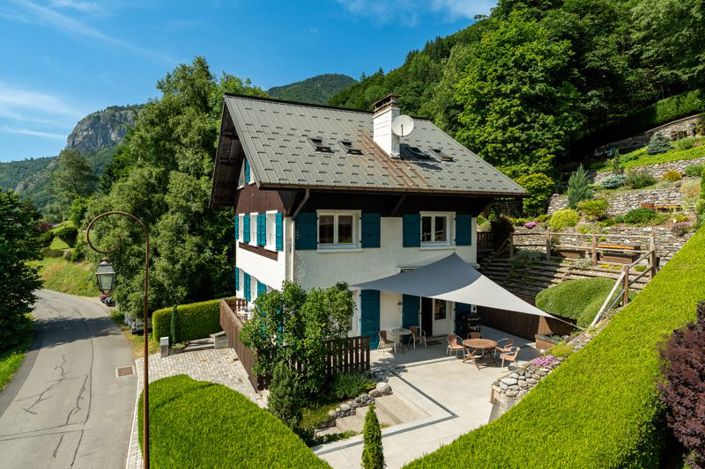 Image No.4-7 Bed Chalet for sale