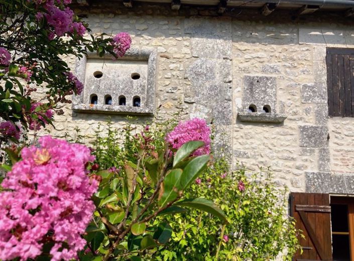 Image No.30-8 Bed House for sale