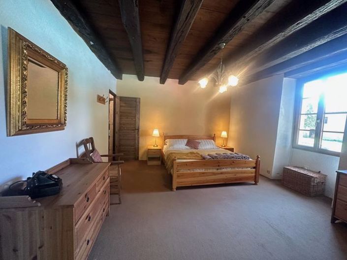 Image No.54-8 Bed House for sale