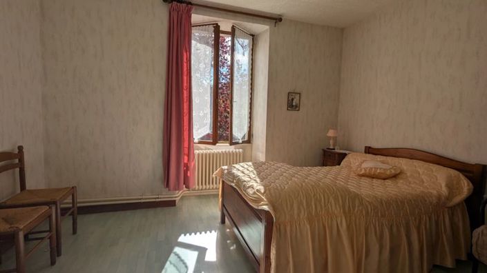 Image No.13-4 Bed House for sale