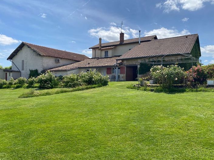 Image No.2-4 Bed Country House for sale