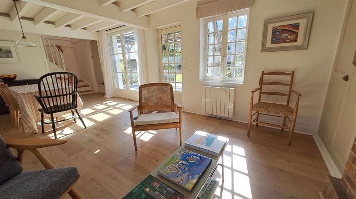 Image No.9-2 Bed House for sale