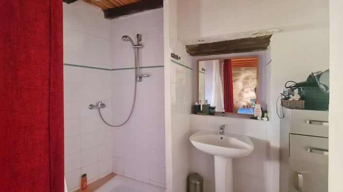 Image No.13-6 Bed House for sale