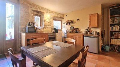 estate-gard-france-5-minutes-from-uzes-large-