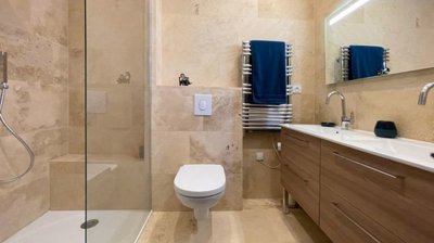 estate-gard-france-townhouse-feel-for-this-du