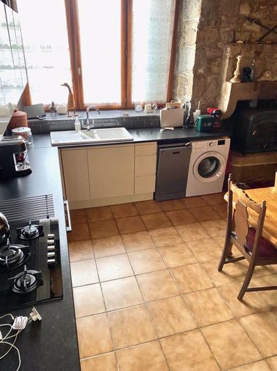 Image No.9-3 Bed House for sale