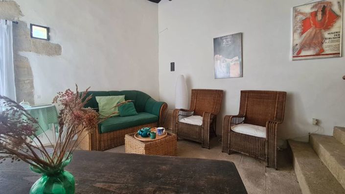 Image No.11-3 Bed House for sale