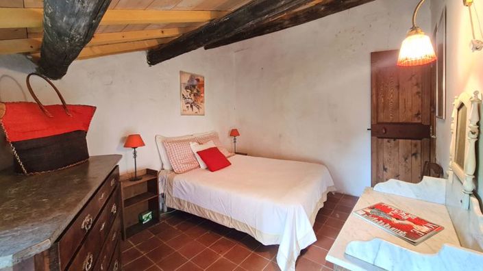 Image No.14-3 Bed House for sale