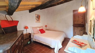 estate-gard-france-charming-village-house-wit