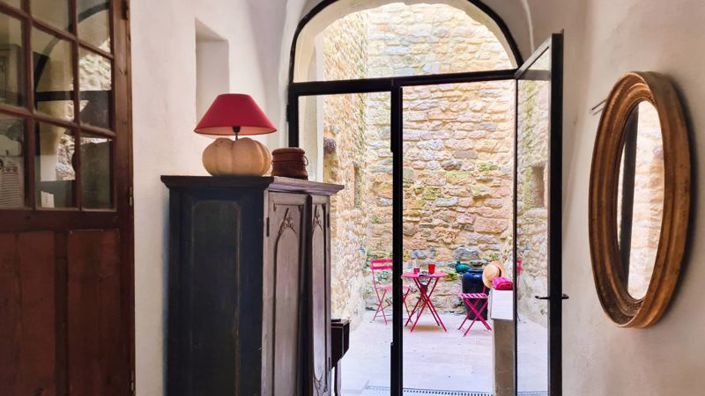 Image No.3-3 Bed House for sale