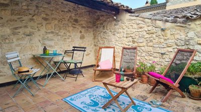 estate-gard-france-charming-village-house-wit