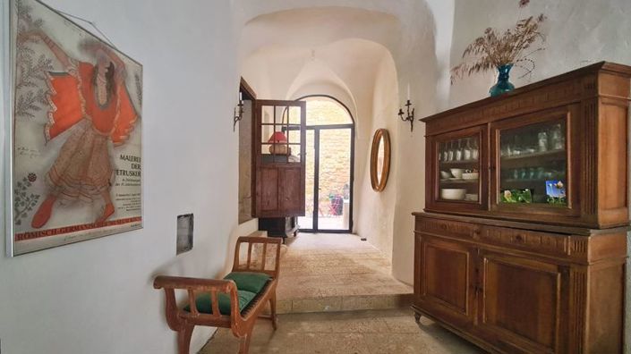 Image No.6-3 Bed House for sale