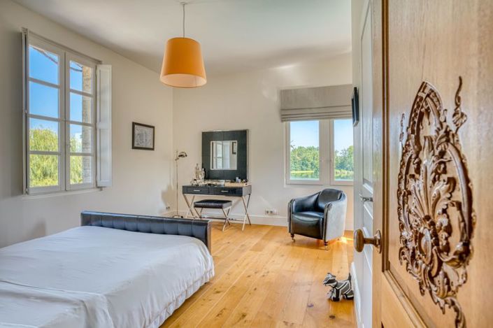 Image No.19-5 Bed Mansion for sale