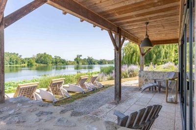 logadronebovingdon63198c2f638d