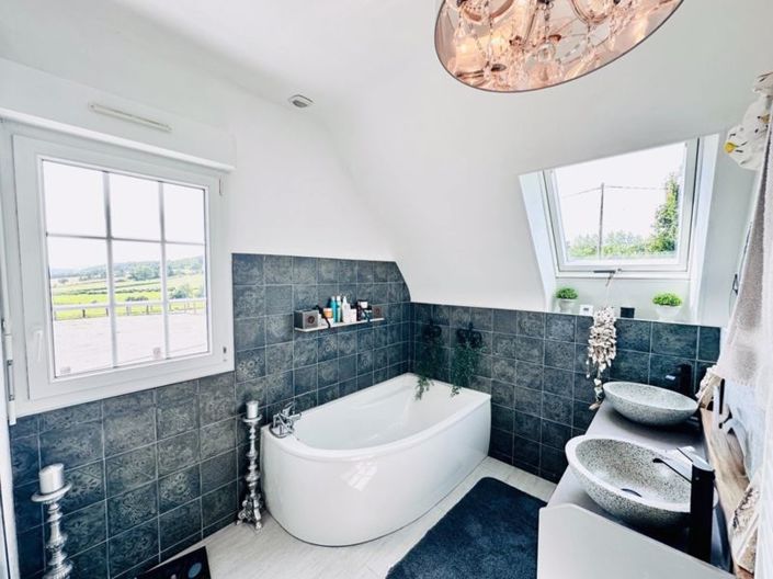 Image No.18-4 Bed House for sale