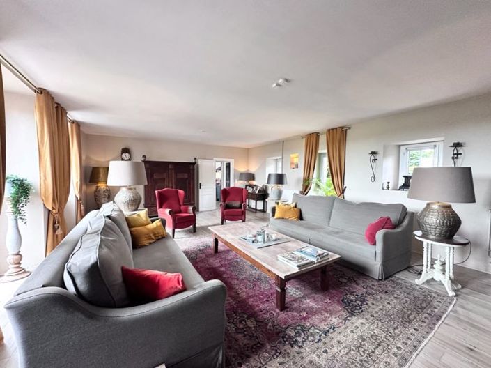 Image No.5-4 Bed House for sale