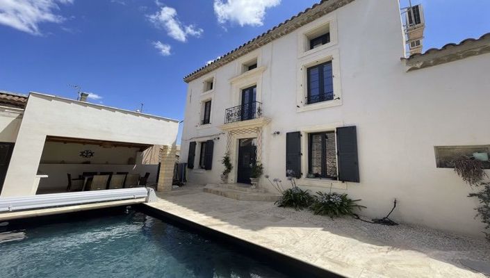 Image No.1-4 Bed House for sale