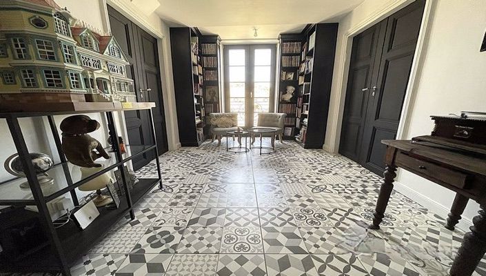 Image No.15-4 Bed House for sale