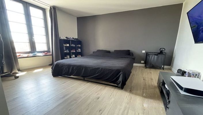 Image No.22-4 Bed House for sale