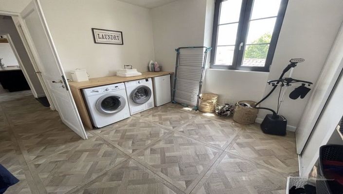 Image No.27-4 Bed House for sale