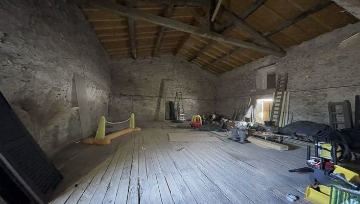 Image No.26-4 Bed House for sale