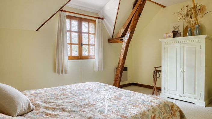 Image No.14-5 Bed Property for sale