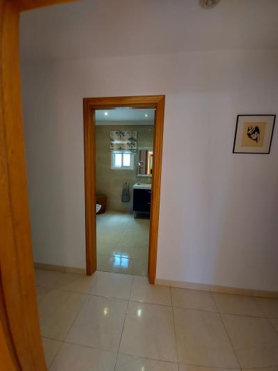 Image No.26-3 Bed Villa / Detached for sale