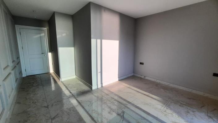 Image No.27-2 Bed Duplex for sale