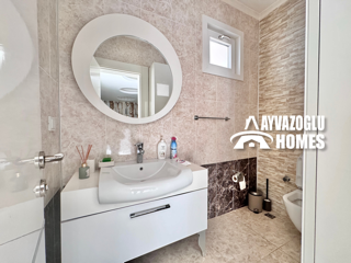 Image No.8-3 Bed Villa for sale