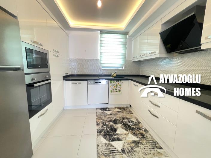 Image No.23-3 Bed Apartment for sale