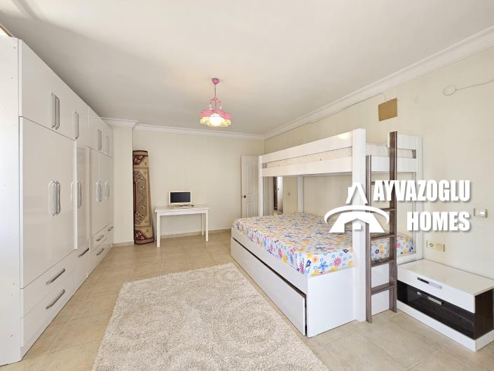 Image No.19-2 Bed Apartment for sale