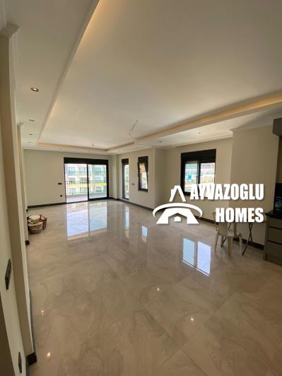 Image No.9-3 Bed Apartment for sale