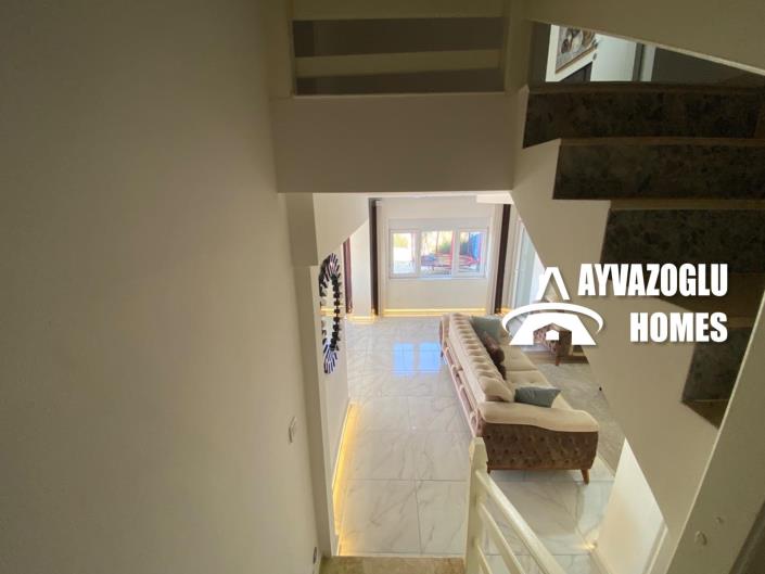 Image No.53-3 Bed Villa for sale