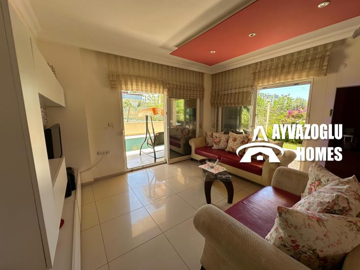 Image No.4-4 Bed Villa for sale