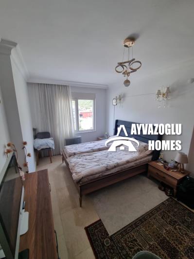 Image No.11-2 Bed Apartment for sale