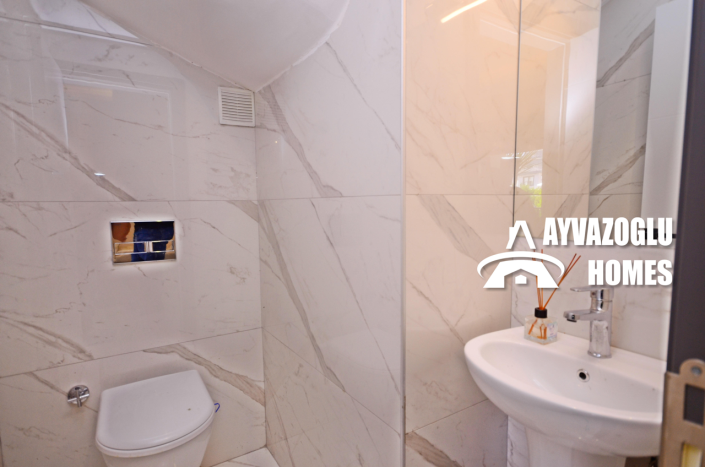 Image No.5-2 Bed Duplex for sale