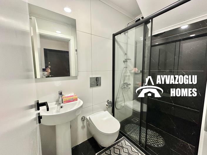 Image No.12-4 Bed Apartment for sale