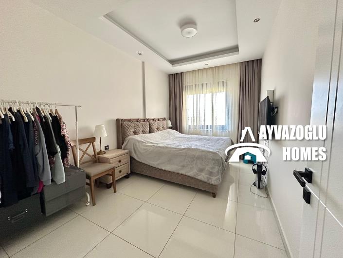 Image No.14-4 Bed Apartment for sale