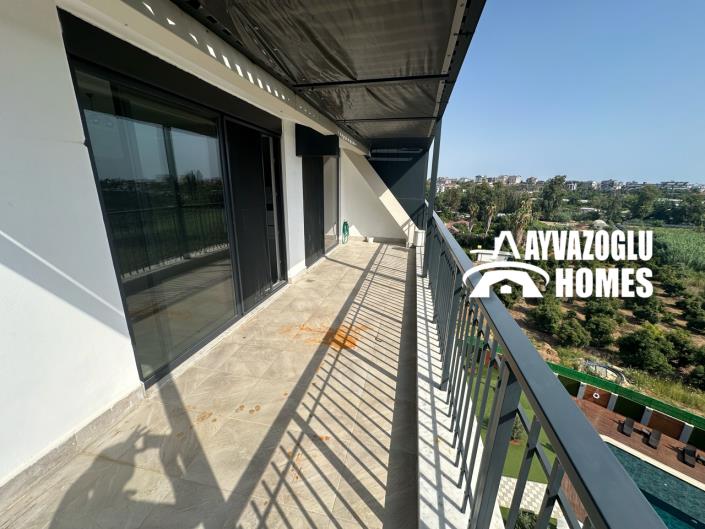 Image No.14-4 Bed Apartment for sale