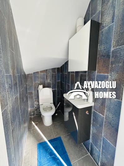 Image No.11-2 Bed Townhouse for sale