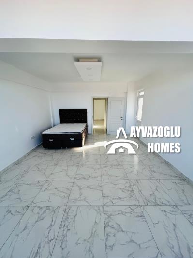 Image No.18-2 Bed Townhouse for sale