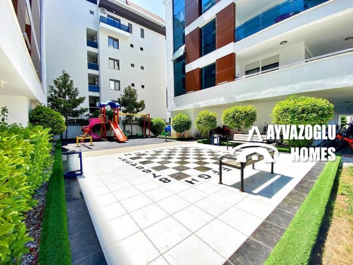 Image No.10-3 Bed Apartment for sale