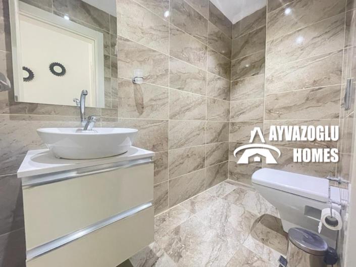 Image No.17-3 Bed Apartment for sale