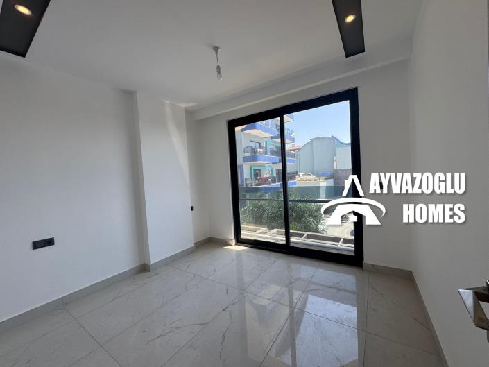 Image No.8-3 Bed Duplex for sale