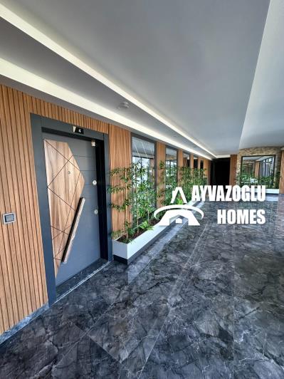 Image No.25-3 Bed Apartment for sale