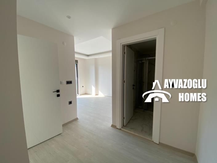 Image No.40-3 Bed Apartment for sale