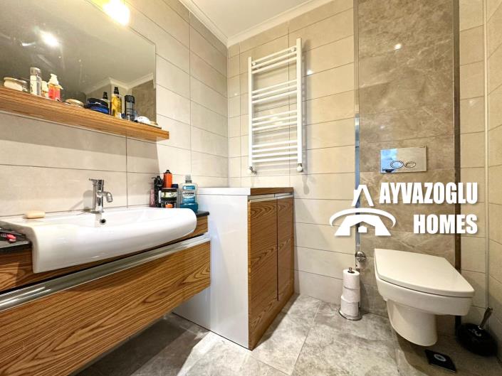 Image No.17-3 Bed Penthouse for sale