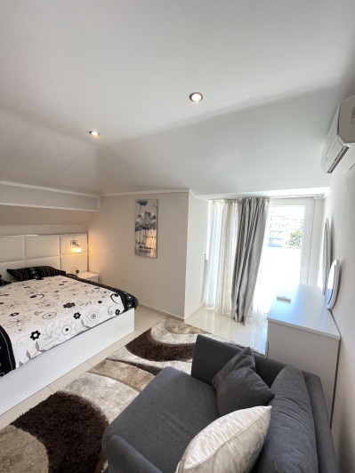 Image No.20-3 Bed Duplex for sale